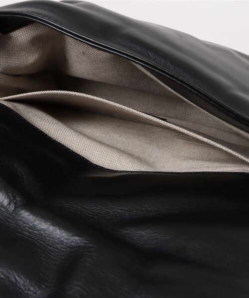 A.P.C.（アーペーセー）の「SAC GRACE SOFT（ショルダーバッグ・レディース・ブラック・ONESIZE）」の3枚目の写真