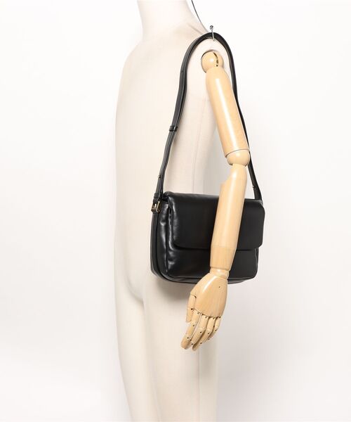 A.P.C.（アーペーセー）の「SAC GRACE SOFT（ショルダーバッグ・レディース・ブラック・ONESIZE）」の4枚目の写真