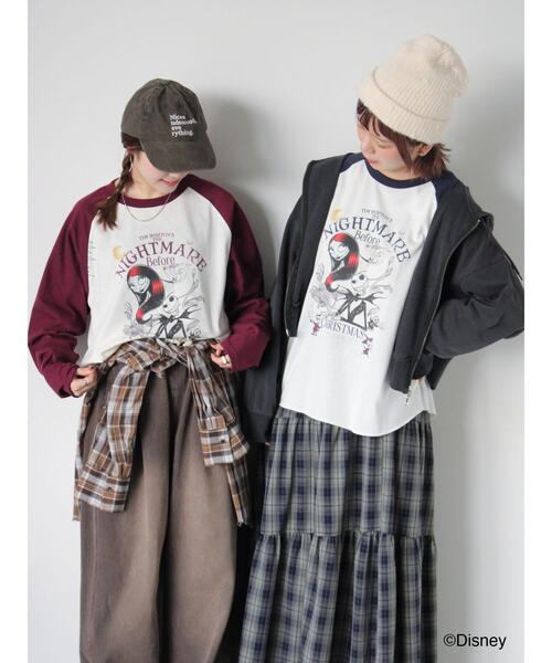 ehka sopo(エヘカソポ)の「【Disney】ナイトメアー・ビフォア・クリスマス/ラグランTシャツ(Tシャツ/カットソー・レディース・グレー/キナリ/オフホワイト・F)」の5枚目の写真