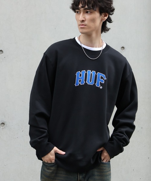 HUF(ハフ)の「【HUF/ハフ】ARCH APPLIQUE CREW NECK/裏起毛 ロゴアップリケ クルーネックスウェット(スウェット・メンズ・ブラック/アッシュ・XL/L/M/S)」の3枚目の写真