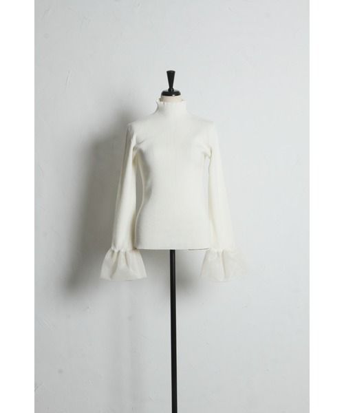 &. NOSTALGIA（アンドドットノスタルジア）の「メッシュフレアスリーブニット（ニット/セーター・レディース・ブラック/オフホワイト・M）」の16枚目の写真