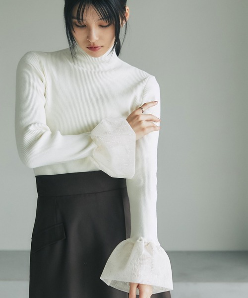 &. NOSTALGIA（アンドドットノスタルジア）の「メッシュフレアスリーブニット（ニット/セーター・レディース・ブラック/オフホワイト・M）」の11枚目の写真