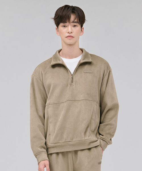 CHASECULT(チェイスカルト)の「男性起毛半ジップTシャツ-ベージュ(Tシャツ/カットソー・メンズ・Beige・105/100/95)」の2枚目の写真