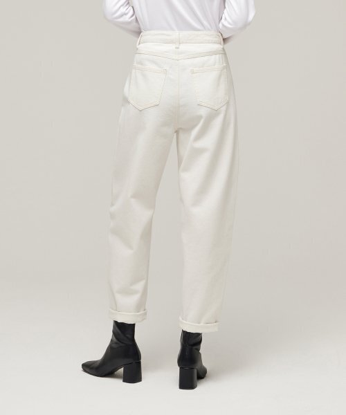 MUSINSA STANDARD WOMAN（ムシンサスタンダードウーマン）の「ウィメンズリラックスマムフィットデニムパンツ[クリーム]（デニムパンツ・レディース・その他・30/24/26/27）」の3枚目の写真