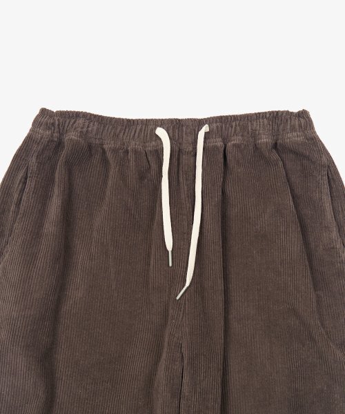 TOFFEE(トフィー)の「コーデュロイワイドバンディングパンツ (ブラウン)(その他パンツ・メンズ・その他・MEDIUM/LARGE/X-LARGE)」の3枚目の写真