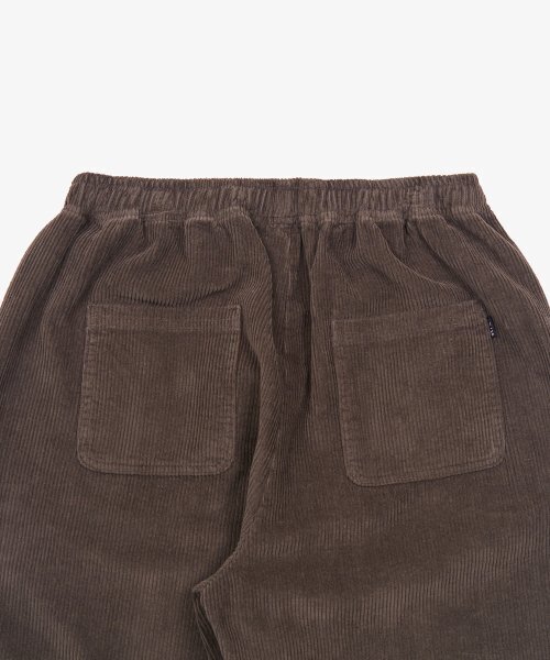 TOFFEE(トフィー)の「コーデュロイワイドバンディングパンツ (ブラウン)(その他パンツ・メンズ・その他・MEDIUM/LARGE/X-LARGE)」の4枚目の写真