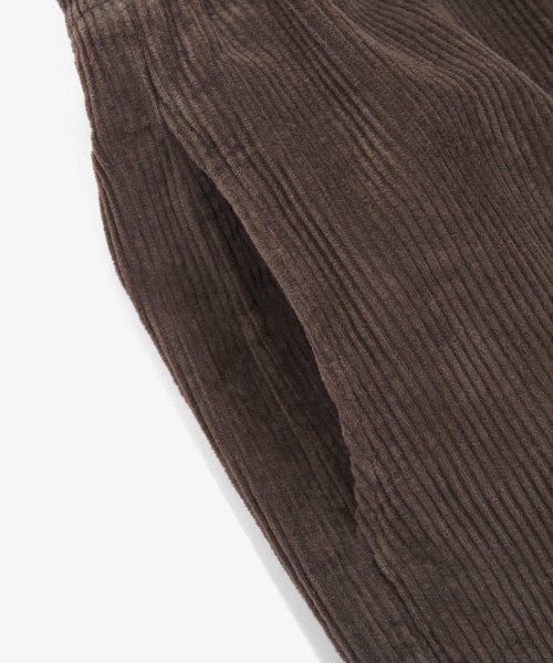 TOFFEE(トフィー)の「コーデュロイワイドバンディングパンツ (ブラウン)(その他パンツ・メンズ・その他・MEDIUM/LARGE/X-LARGE)」の6枚目の写真