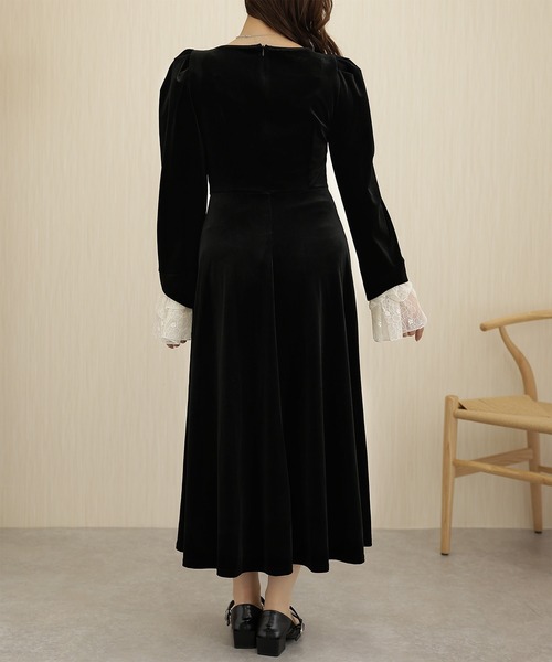 Lace Ladies(レースレディース)の「配色 レース スクエアネック 長袖 ロング ワンピース(ワンピース・レディース・ブラック・FREE)」の7枚目の写真