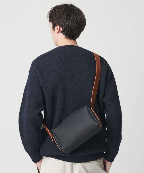 Emboss Bag Series” クロス ショルダー バッグ（ショルダーバッグ