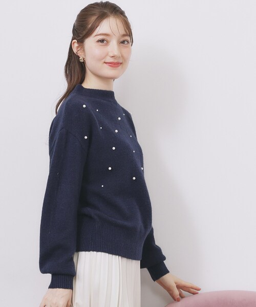 index（インデックス）の「フェイクパールふわふわニット【洗濯機OK】（ニット/セーター・レディース・ネイビー/ライトイエロー系/グレー・36/38/40/42）」の8枚目の写真