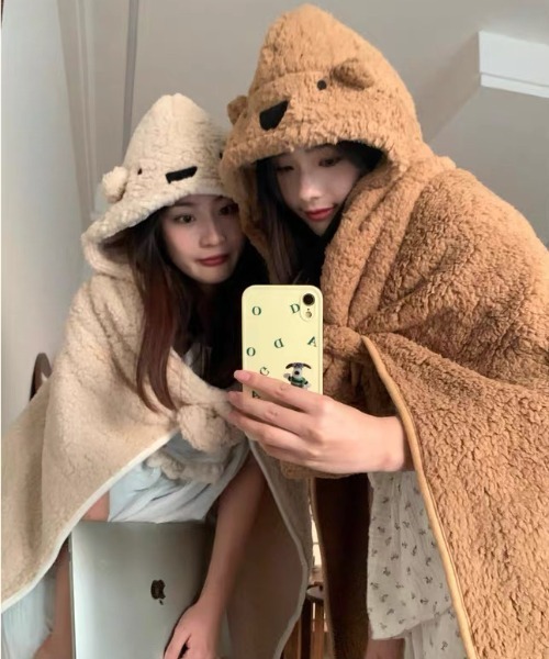 Made in I（メイドインアイ）の「Teddy Bear あったか着るブランケット（ブランケット・レディース・ベージュ/ホワイト/ブラウン・FREE）」の17枚目の写真