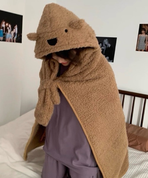 Made in I（メイドインアイ）の「Teddy Bear あったか着るブランケット（ブランケット・レディース・ベージュ/ホワイト/ブラウン・FREE）」の5枚目の写真