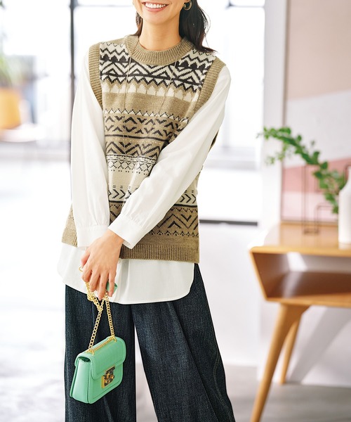 BELLUNA PLUS（ベルーナ）の「幾何柄ジャカードニットベスト（ニット/セーター・レディース・ベージュ系/グレー系・MEDIUM/LARGE/X-LARGE）」の5枚目の写真