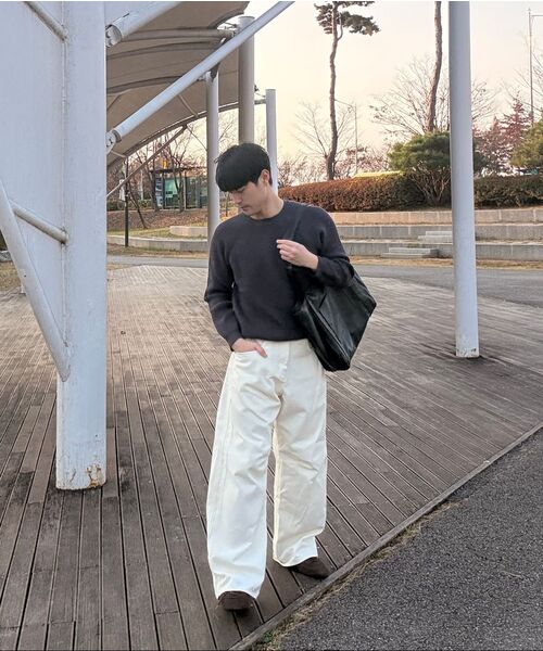 DIVEIN（ダイブイン）の「WIDE CURVED DENIM PANTS (CREAM)（デニムパンツ・メンズ・その他・0/1/2）」の6枚目の写真
