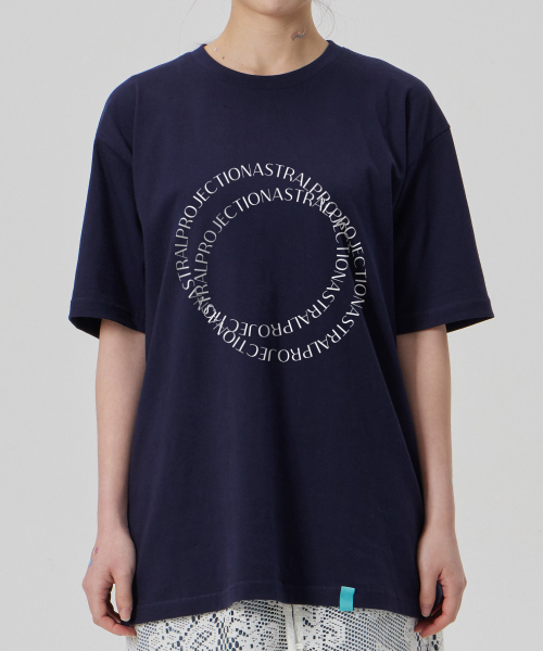 ASTRAL PROJECTION（アストラルプロジェクション）の「[ダブルリング]コットンルーズフィット半袖Tシャツ_スペースネイビー（Tシャツ/カットソー・メンズ・その他・LARGE/MEDIUM/X-LARGE/XX-LARGE）」の5枚目の写真