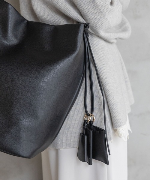 A part by（アパートバイ）の「ソフトバケツBIGBAG（トートバッグ・レディース・ブラック/レッド系その他4・FREE）」の3枚目の写真