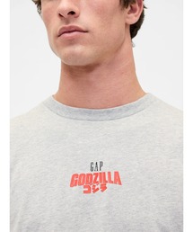 GAP（ギャップ）の「ゴジラ グラフィック GAPロゴ Tシャツ（Tシャツ/カットソー）」