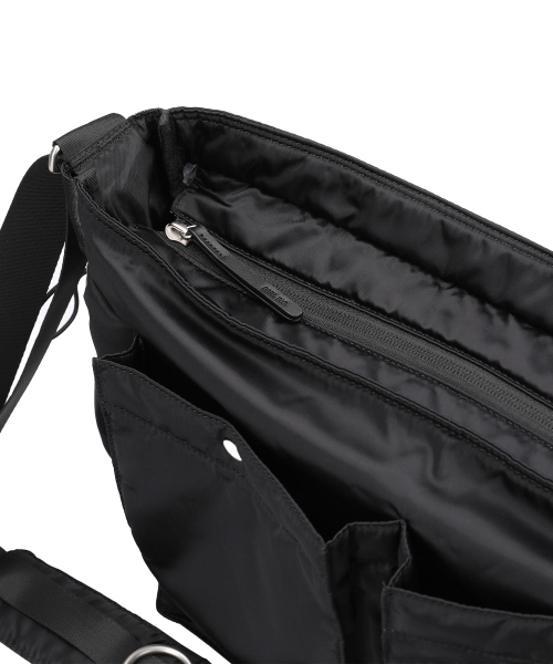 SSRL（シエスタ ロイヤル レーベル）の「Raven Oblique Messenger Bag / Black（メッセンジャーバッグ・レディース・その他・OS）」の6枚目の写真