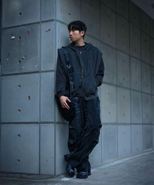 SSRL（シエスタ ロイヤル レーベル）の「Raven Oblique Messenger Bag / Black（メッセンジャーバッグ・レディース・その他・OS）」の16枚目の写真