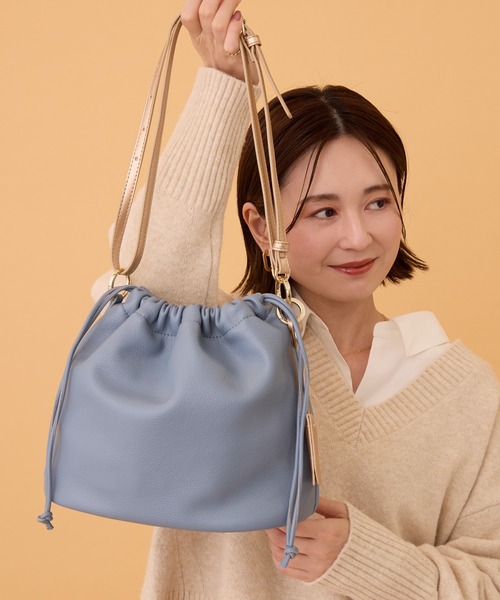 AMERICAN HOLIC(アメリカンホリック)の「【ZOZO限定】3WAY巾着ショルダーバッグ(ショルダーバッグ・レディース・グレイッシュベージュ/ブラック/ブルー・FREE)」の3枚目の写真