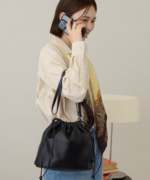 AMERICAN HOLIC(アメリカンホリック)の「【ZOZO限定】3WAY巾着ショルダーバッグ(ショルダーバッグ・レディース・グレイッシュベージュ/ブラック/ブルー・FREE)」の19枚目の写真