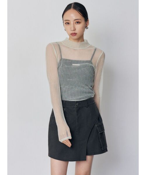 MURUA(ムルーア)の「【セットアップ対応】ワンサイドスリットカーゴショートパンツ(その他パンツ・レディース・ブラック/ブラウン・1/2)」の5枚目の写真