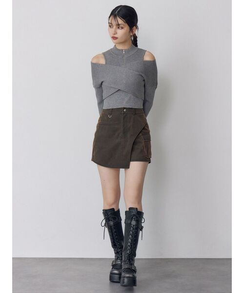 MURUA(ムルーア)の「【セットアップ対応】ワンサイドスリットカーゴショートパンツ(その他パンツ・レディース・ブラック/ブラウン・1/2)」の16枚目の写真