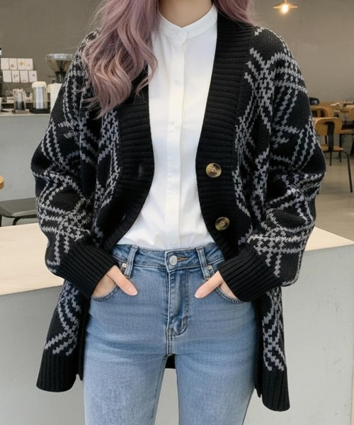 cammie(キャミー)の「柄デザインニットカーディガン(カーディガン/ボレロ・レディース・ホワイト/ブラック/グレー・F)」の9枚目の写真