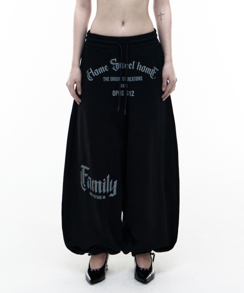 OPUS 0012（オーパス0012）の「Op. 08 SWEET FAMILY BALLOON SWEAT PANTS BLACK（その他パンツ・レディース・その他・SMALL/MEDIUM/X-SMALL/LARGE）」の3枚目の写真