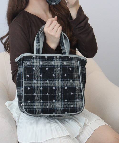 ROOTOTE(ルートート)の「ROOTOTE ドット&チェックフェルトランチトート(トートバッグ・レディース・ブラック系その他/レッド系その他・FREE)」の3枚目の写真