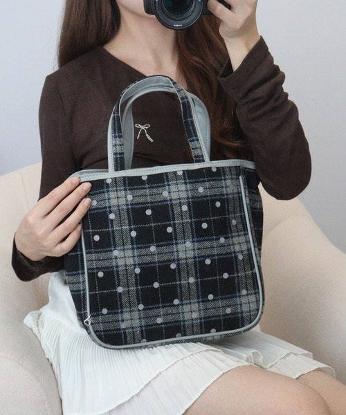ROOTOTE(ルートート)の「ROOTOTE ドット&チェックフェルトランチトート(トートバッグ・レディース・ブラック系その他/レッド系その他・FREE)」の5枚目の写真