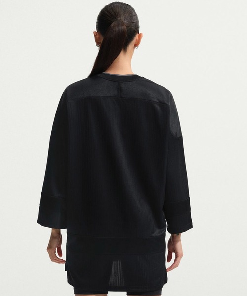 NIKE（ナイキ）の「NIKE AS W NSW JERSEY TUNIC MOD / ナイキ ウィメンズ NSW ジャージー チュニック モッド 【SP】（ジャージ・レディース・ブラック/グリーン・S/L/M）」の17枚目の写真