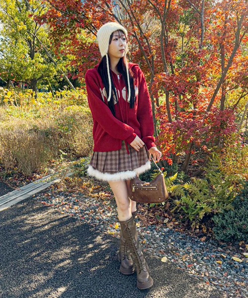 frunco(フランコ)の「【ZOZO限定】クロスステッチハート柄ジップフーディ(ニット/セーター・レディース・ネイビー/グレー/レッド・FREE)」の4枚目の写真