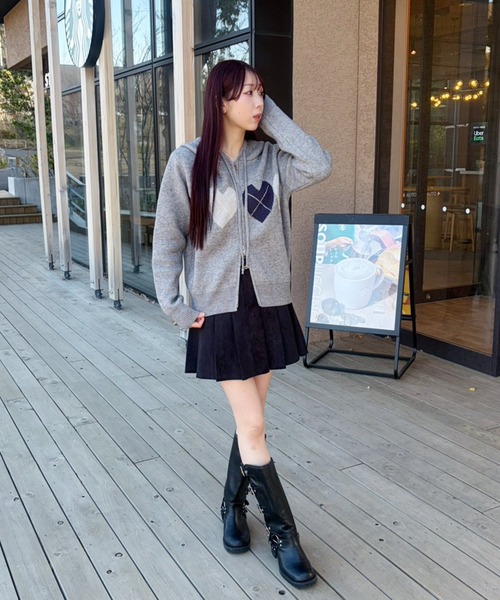 frunco(フランコ)の「【ZOZO限定】クロスステッチハート柄ジップフーディ(ニット/セーター・レディース・ネイビー/グレー/レッド・FREE)」の13枚目の写真
