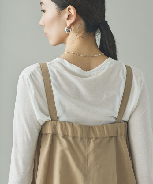 Curensology(カレンソロジー)の「Curensology(カレンソロジー)/ナイロンラミーサロペット(サロペット/オーバーオール・レディース・ブラック/ベージュ・FREE)」の8枚目の写真