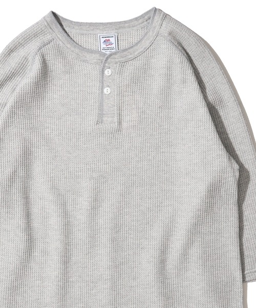 JEMORGAN（ジェーイーモーガン）の「【JEMORGAN / ジェイモーガン】ワッフル ヘンリーネック 7分袖 ラグランTシャツ / サーマル カットソー（Tシャツ/カットソー・メンズ・ブラック/ホワイト/ナチュラル/杢グレー・LARGE/MEDIUM/X-LARGE）」の3枚目の写真