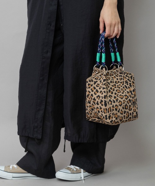 Munich（ミューニック）の「レオパードジャガードハンドバッグ（ハンドバッグ・レディース・ベージュ/ブルー/ホワイト・FREE）」の11枚目の写真