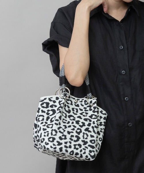Munich（ミューニック）の「レオパードジャガードハンドバッグ（ハンドバッグ・レディース・ベージュ/ブルー/ホワイト・FREE）」の19枚目の写真