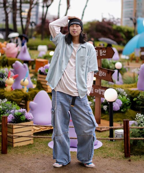 URBANAGE(アーバンエイジ)の「ダブルカーゴウォッシングデニムワイドパンツライトブルー(デニムパンツ・レディース・その他・SMALL/MEDIUM/LARGE/X-LARGE)」の6枚目の写真