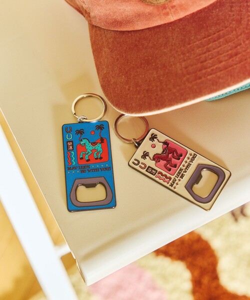 FREAK'S STORE（フリークスストア）の「TOYAMEG × FREAK'S STORE/トーヤメグ フリークスストア 開運KEY HOLDER ホースモチーフ キーホルダー（キーホルダー・メンズ・ブルー/ベージュ・ONE SIZE）」の3枚目の写真