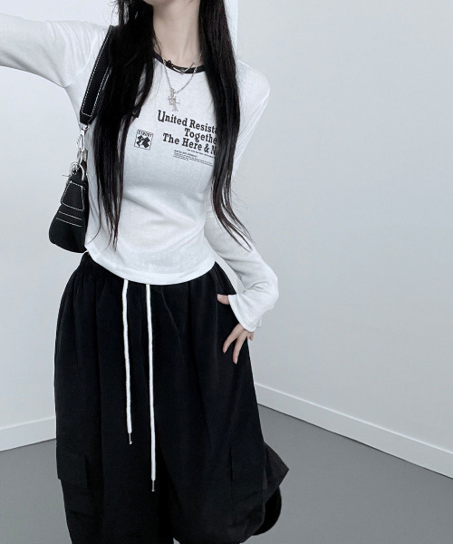 VIVID LADY(ビビッドレディー)の「フロント英字プリント ロンT Tシャツ(Tシャツ/カットソー・レディース・ピンク/カーキ/ブラック/アイボリー・FREE)」の17枚目の写真