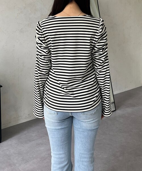 prose verse（プロズヴェール）の「袖シャーリングギャザーボーダートップス（Tシャツ/カットソー・レディース・ブラック系その他・LARGE/MEDIUM）」の21枚目の写真