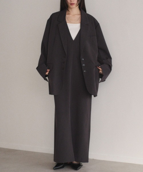 SOYEN(ソイエン)の「2WAYノースリーブVネックロングワンピース(ワンピース・レディース・ベージュ/チャコール・F)」の4枚目の写真