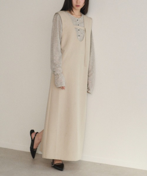 SOYEN(ソイエン)の「2WAYノースリーブVネックロングワンピース(ワンピース・レディース・ベージュ/チャコール・F)」の5枚目の写真