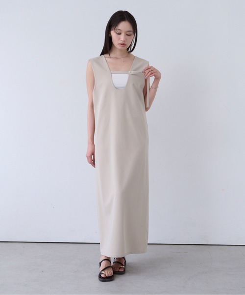 SOYEN(ソイエン)の「2WAYノースリーブVネックロングワンピース(ワンピース・レディース・ベージュ/チャコール・F)」の13枚目の写真