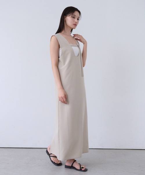 SOYEN(ソイエン)の「2WAYノースリーブVネックロングワンピース(ワンピース・レディース・ベージュ/チャコール・F)」の19枚目の写真