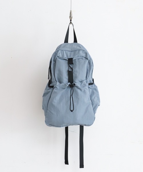 NOMBRE IMPAIR(ノンブルアンペール)の「【BEAURE】別注ナイロンリュック(バックパック/リュック・レディース・グレー/ブラック/ホワイト/サックスブルー/チャコールグレー/ダークブラウン・FREE)」の6枚目の写真