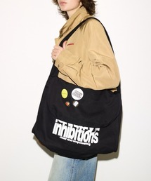 SLY | ESQWE MESSENGER BAGTHROW エスクェメッセンジャーバッグ(ショルダーバッグ)