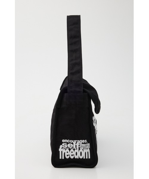 SLY（スライ）の「ESQWE MESSENGER BAGTHROW エスクェメッセンジャーバッグ（ショルダーバッグ・レディース・ブラック・FREE）」の6枚目の写真