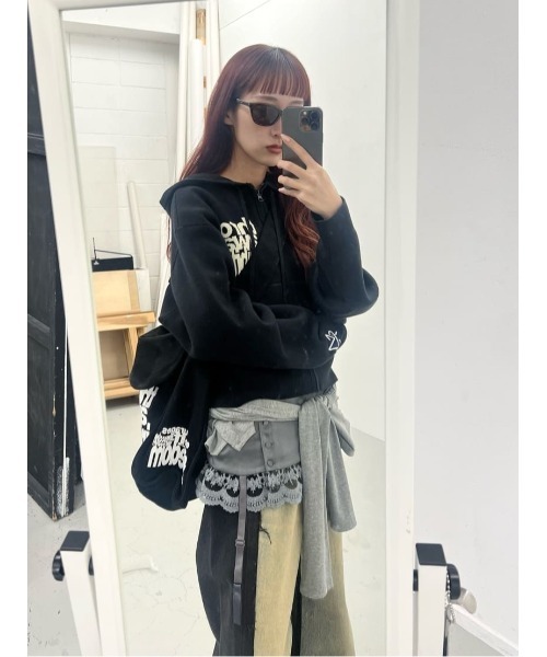 SLY（スライ）の「ESQWE MESSENGER BAGTHROW エスクェメッセンジャーバッグ（ショルダーバッグ・レディース・ブラック・FREE）」の13枚目の写真